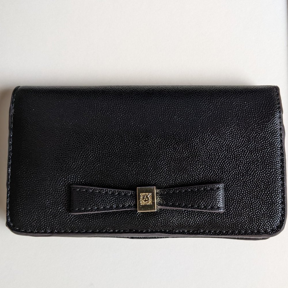 NWOT--ANNE KLEIN Black Cell Phone Wallet
